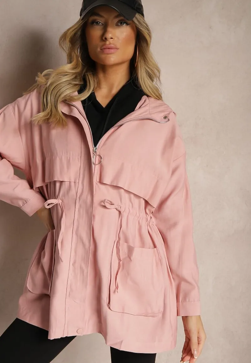 Różowa Kurtka o Fasonie Parki z Kapturem i Troczkiem Mevalla