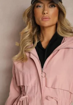 Różowa Kurtka o Fasonie Parki z Kapturem i Troczkiem Mevalla