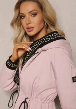 Różowa Kurtka Parka z Geometrycznym Wzorem na Kapturze i Rękawach Lidya