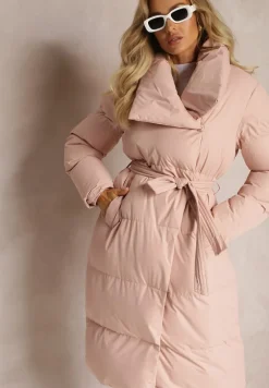 Różowa Kurtka Płaszcz z Wysokim Kołnierzem Zapinana na Napy z Paskiem Luliriva