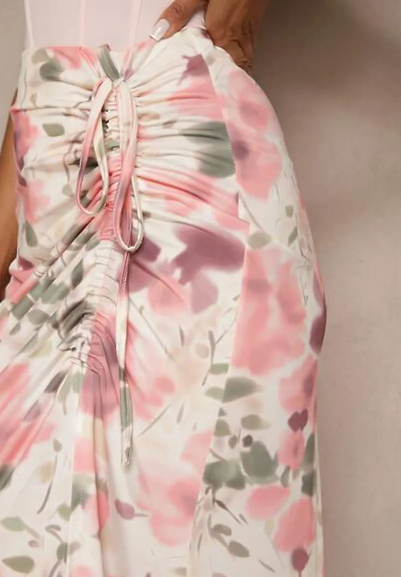 Różowa Marszczona Spódnica Kwiatowa Ozdobiona Rozcięciem na Nogę Ateralene