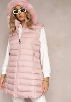 Różowa Pikowana Kamizelka z Kapturem Ozdobionym Sztucznym Futerkiem i Kieszeniami Derimeve