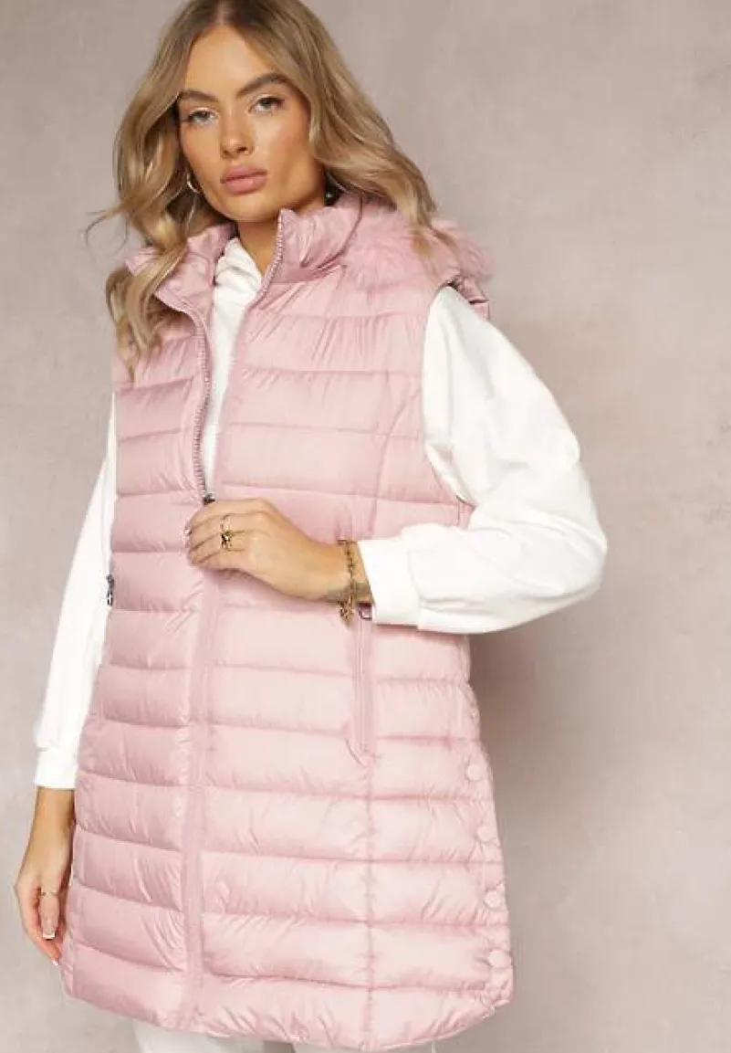 Różowa Pikowana Kamizelka z Kapturem Ozdobionym Sztucznym Futerkiem i Kieszeniami Derimeve