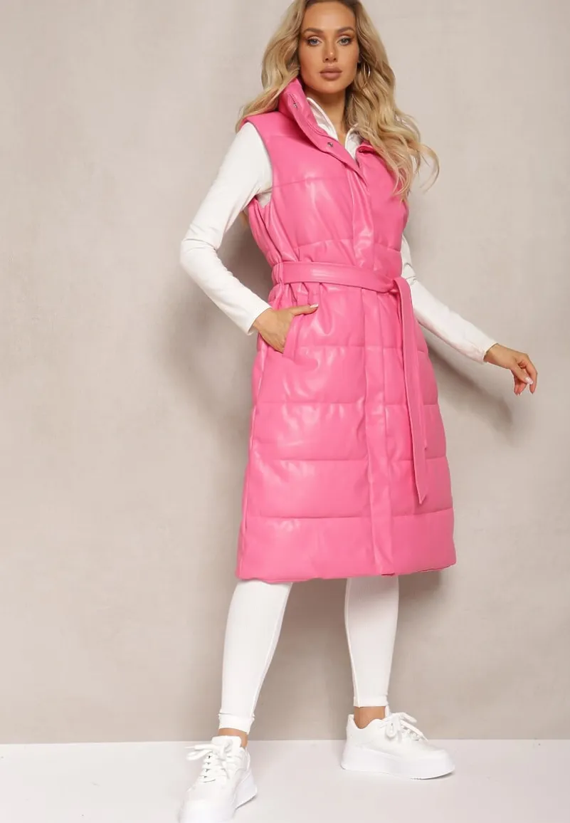 Różowa Pikowana Kamizelka z Ekoskóry o Długim Fasonie z Paskiem Atirit