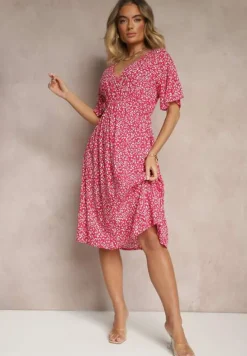 Różowa Rozkloszowana Sukienka Bawełniana w Kwiatowy Print Ezrive