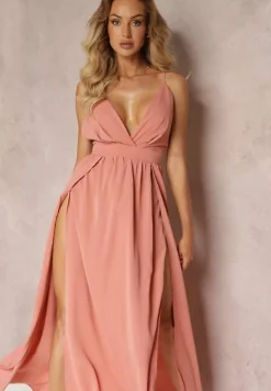 Różowa Rozkloszowana Sukienka Maxi na Ramiączkach z Trójkątnym Dekoltem Claudi