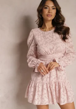Różowa Rozkloszowana Sukienka Mini z Tkaniny Plumeti Marsane