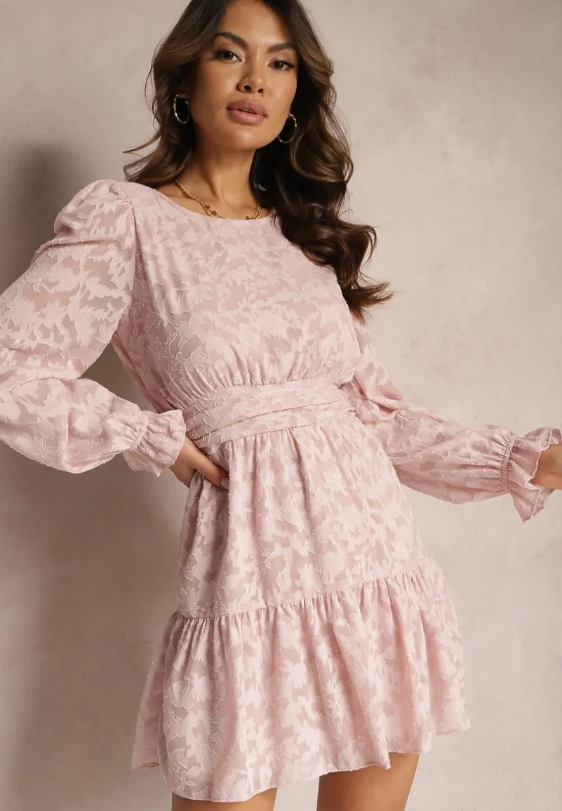 Różowa Rozkloszowana Sukienka Mini z Tkaniny Plumeti Marsane