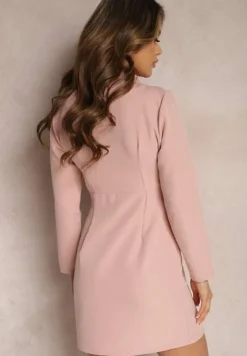 Różowa Sukienka Mini w Stylu Marynarki z Długimi Rękawami i Kwiatową Aplikacją Tansiwia