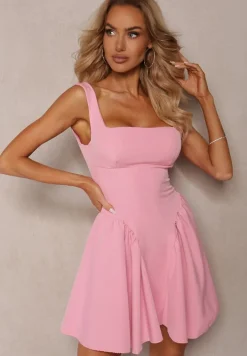 Różowa Sukienka na Ramiączkach o Rozkloszowanym Kroju Tastorea