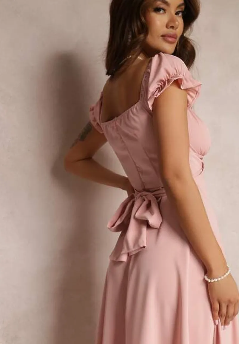 Różowa Sukienka o Rozkloszowanym Kroju z Wiązaniem Perolis