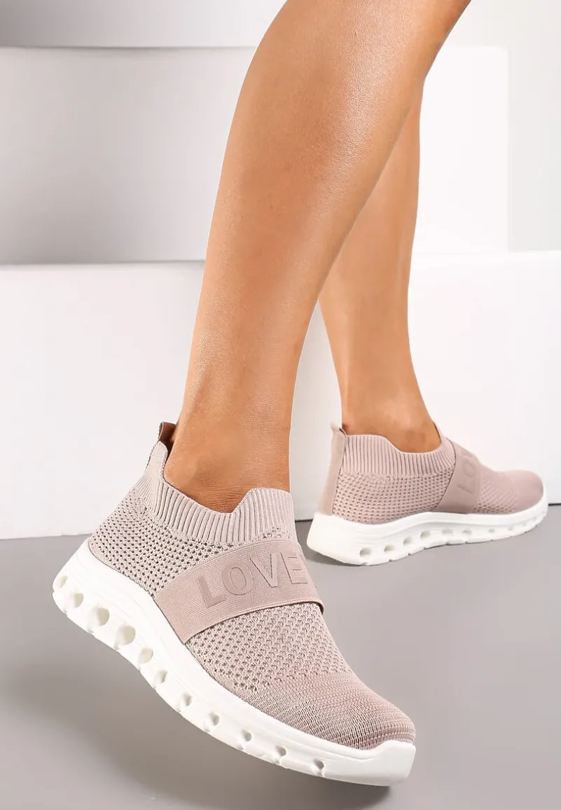 Różowe Buty Sportowe z Napisem LOVE i Elastyczną Cholewką Alaissa