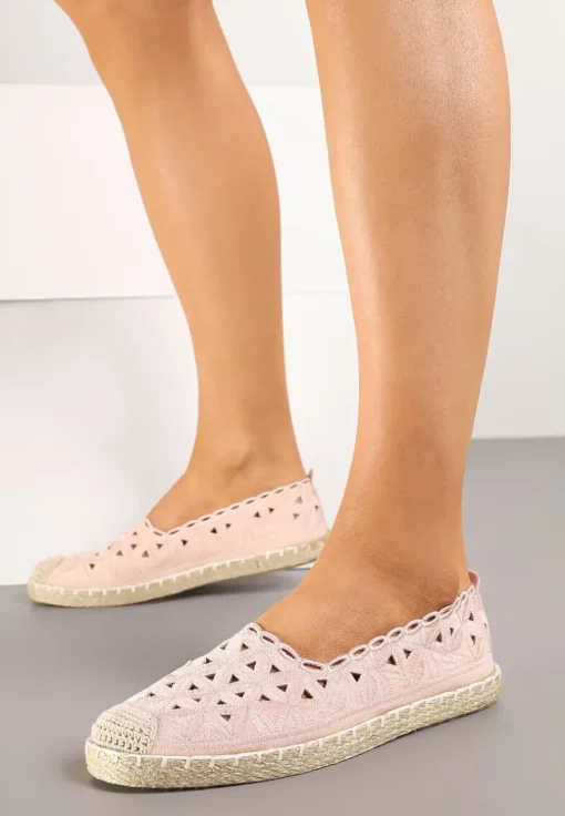 Różowe Espadryle Vices z Ażurową Cholewką i Plecionym Sznurkiem Arivoni