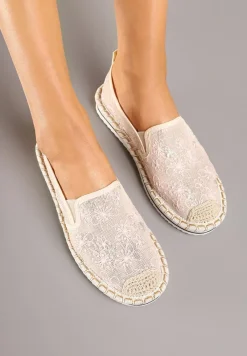 Różowe Espadryle z Ozdobną Plecionką Eranoria