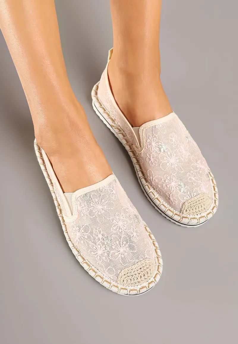 Różowe Espadryle z Ozdobną Plecionką Eranoria