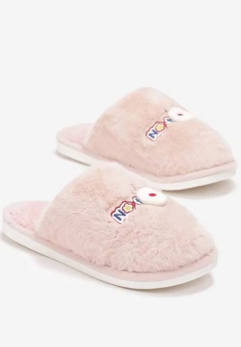 Różowe Futrzane Kapcie Pluszowe z Ozdobnym Haftem Blekanda