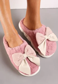Różowe Futrzane Kapcie Zimowe Ozdobione Kokardką Saceta