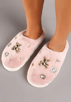 Różowe Kapcie na Płaskiej Podeszwie z Metalicznymi Aplikacjami i Futerkiem Nirissa
