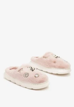 Różowe Kapcie na Płaskiej Podeszwie z Metalicznymi Aplikacjami i Futerkiem Nirissa