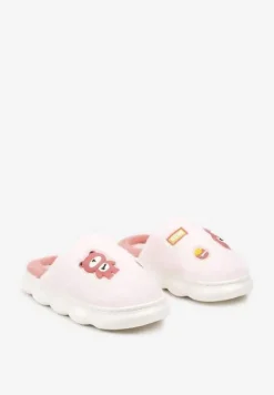 Różowe Kapcie na Platformie Ozdobione Aplikacjami 3D Sailese