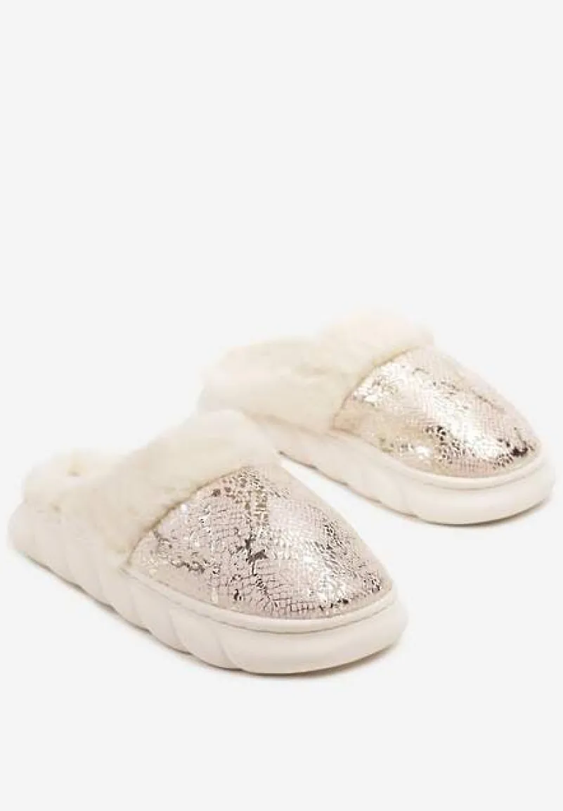 Różowe Kapcie Vices na Piankowej Podeszwie Zdobione Futrem Eleadraea