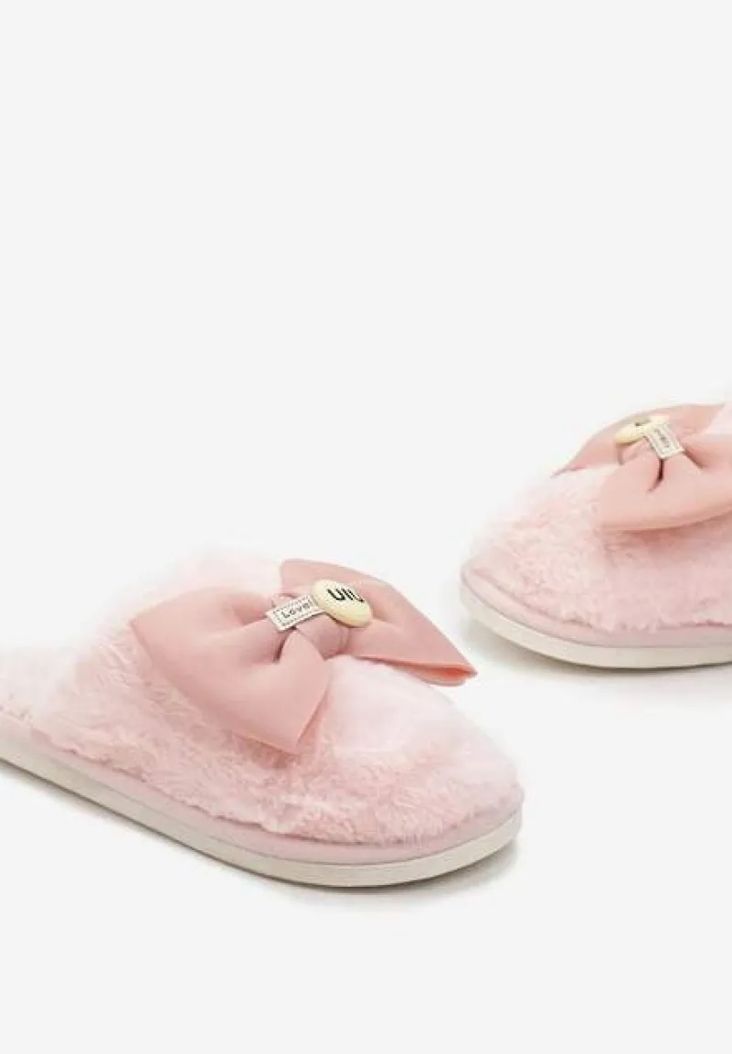 Różowe Kapcie z Miękkiego Futerka Ozdobione Kokardą Adeltta