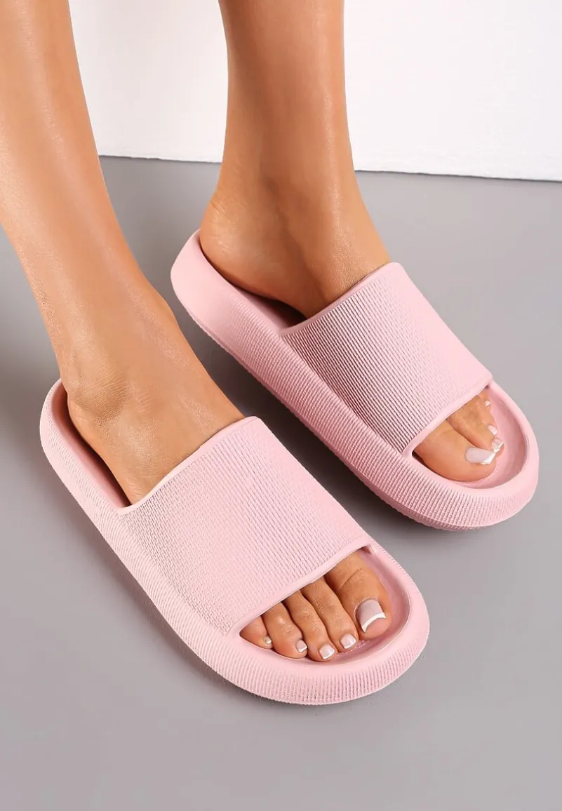 Różowe Klapki Oreithano