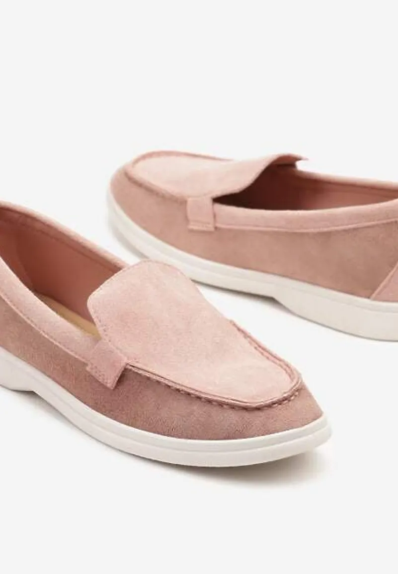 Różowe Mokasyny Ozdobione Przeszyciami Fonaleia