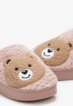 Różowe Ocieplone Kapcie z Naszywką w Kształcie Uroczego Misia Garana