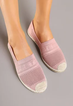 Różowe Płaskie Espadryle z Ozdobną Perforacją Weorlisa