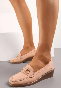 Różowe Półbuty Mokasyny na Koturnie z Metaliczną Ozdobą Dalisha
