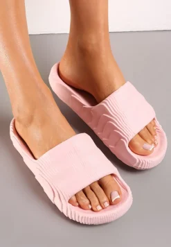 Różowe Piankowe Klapki z Ozdobnym Tłoczeniem Eupnia