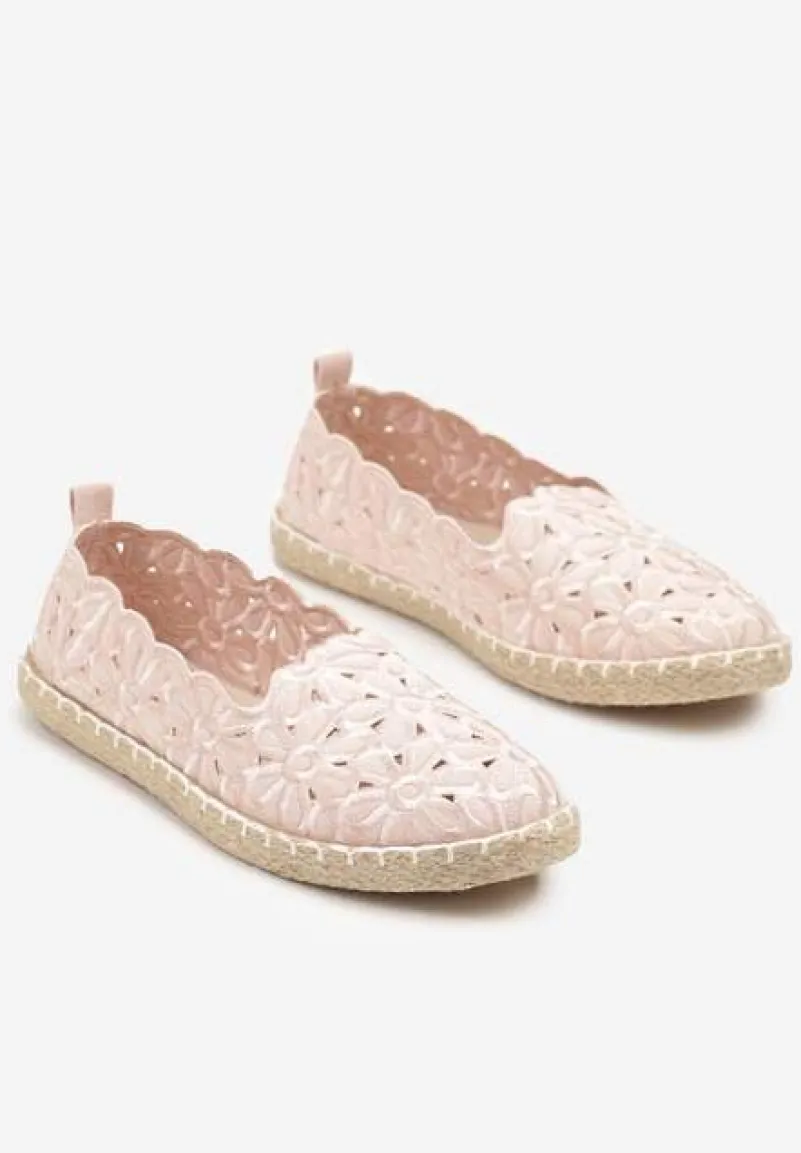 Różowe Plecione Espadryle Vices z Kwiatowym Motywem z Ażurowymi Wycięciami Honavia