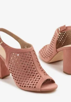 Różowe Sandały na Słupku z Ażurową Cholewką i Skórzaną Wkładką Linalira