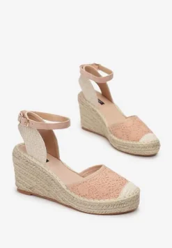 Różowe Sandały Synatai