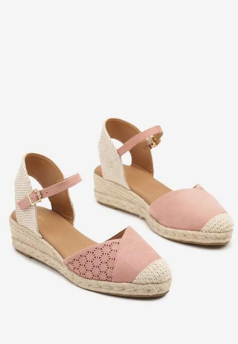 Różowe Sandały Vices na Plecionym Koturnie w Stylu Boho Erathria