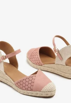 Różowe Sandały Vices na Plecionym Koturnie w Stylu Boho Erathria