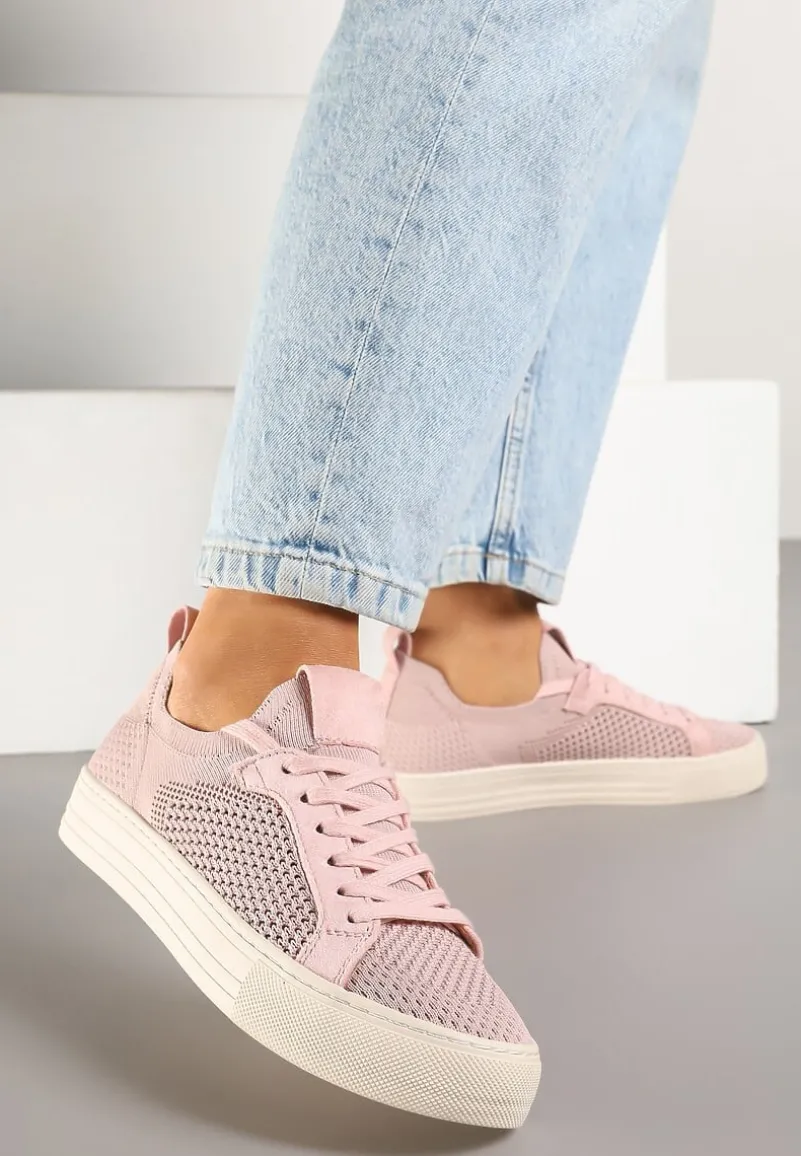 Różowe Siateczkowe Sneakersy Ozdobione Metaliczną Nicią Nimiarene