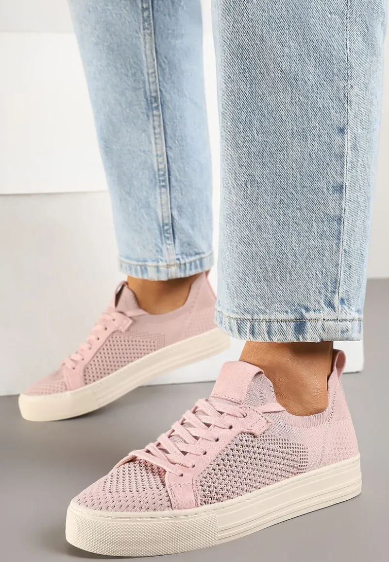 Różowe Siateczkowe Sneakersy Ozdobione Metaliczną Nicią Nimiarene
