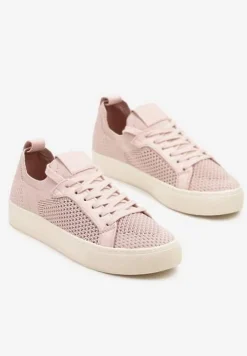 Różowe Siateczkowe Sneakersy Ozdobione Metaliczną Nicią Nimiarene
