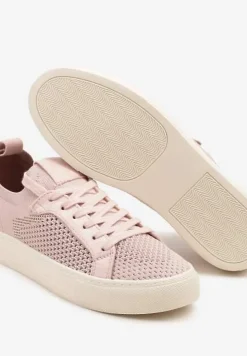 Różowe Siateczkowe Sneakersy Ozdobione Metaliczną Nicią Nimiarene