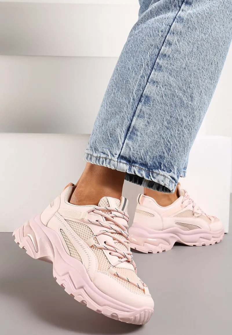 Różowe Sneakersy na Masywnej Podeszwie z Siateczkowym Wstawkami i Ozdobnymi Sznurówkami Ollavia