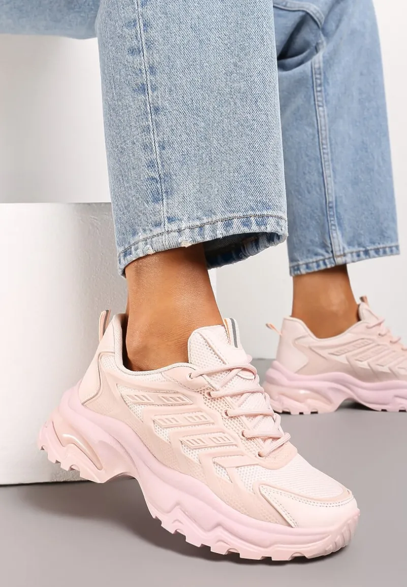 Różowe Sneakersy na Niskiej Platformie z Ozdobnymi Wstawkami na Cholewce Amrogia