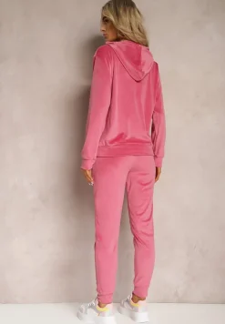 Różowy Dresowy Komplet z Weluru Klasyczne Spodnie i Bluza Ozdobiona Napisem z Brokatem Nerissali