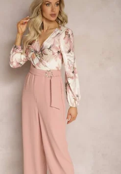 Różowy Kwiatowy Kombinezon z Kopertowym Dekoltem z Paskiem i Szerokimi Nogawkami Vinia