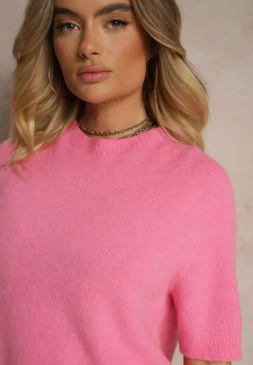 Różowy Sweter o Fasonie T-shirtu z Wełną Dannirae