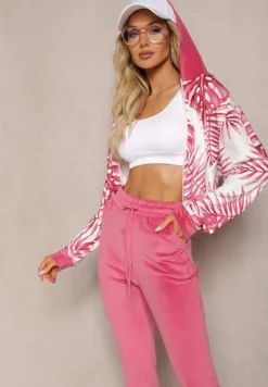 Różowy Welurowy Komplet Dresowy z Wzorzystą Bluzą z Kapturem i Joggerami Rouviana