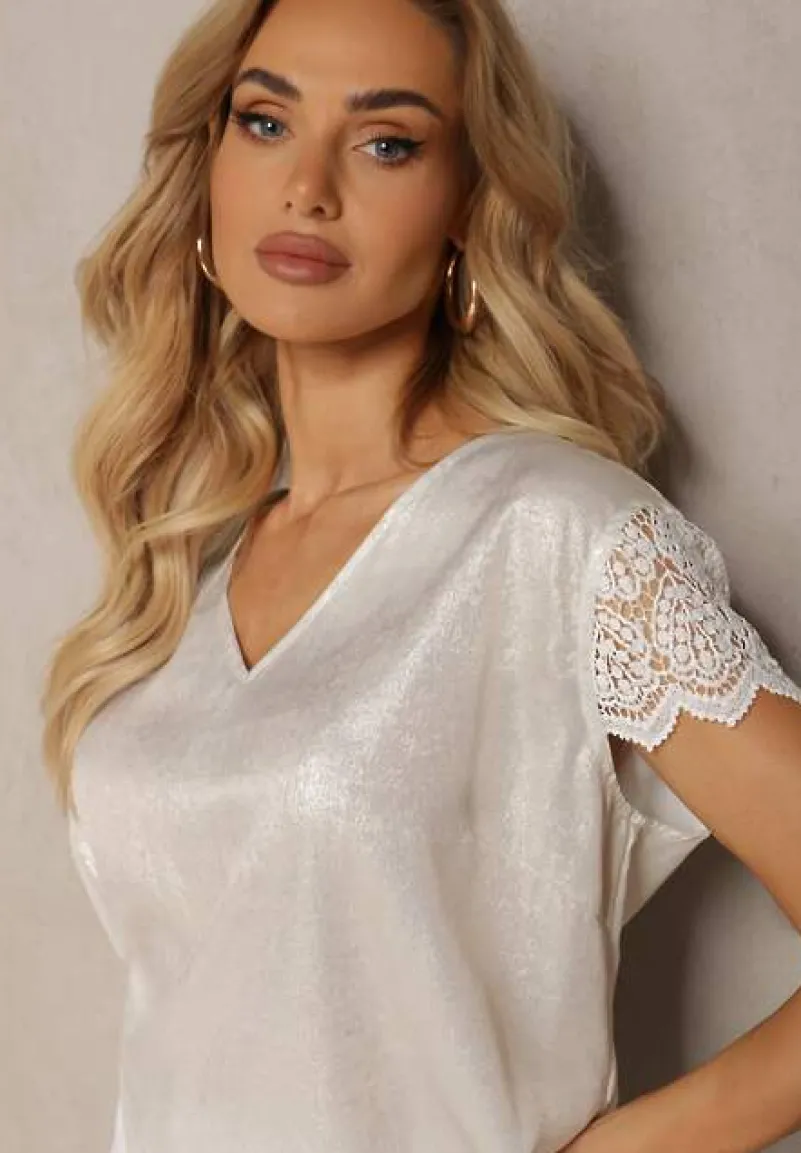 Srebrna Casualowa Bluzka z Koronką i Krótkim Rękawem Garista