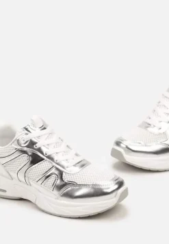 Srebrne Buty Sportowe Ozdobione Siateczką i Metalicznymi Wstawkami Lawinle