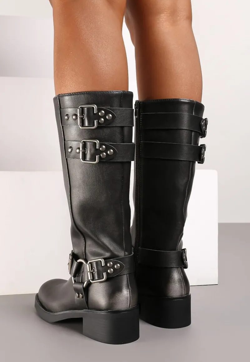 Srebrne Kozaki Biker na Słupku Wykończone Ozdobnymi Klamrami Nevamora